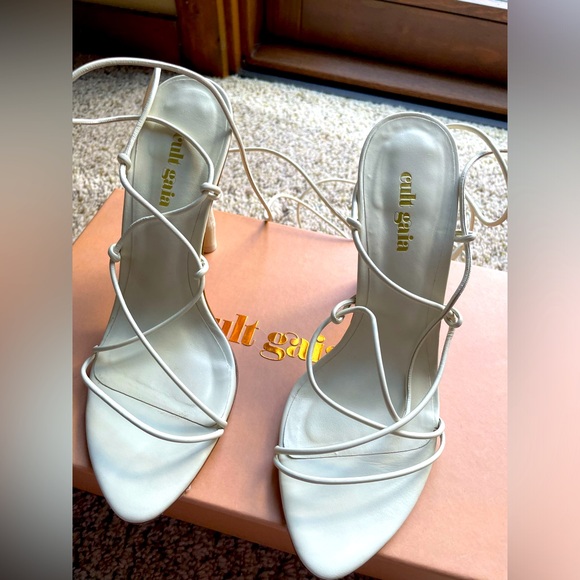 Cult Gaia Soleil lace up heel. Size 7.5. Off white - Picture 3 of 11